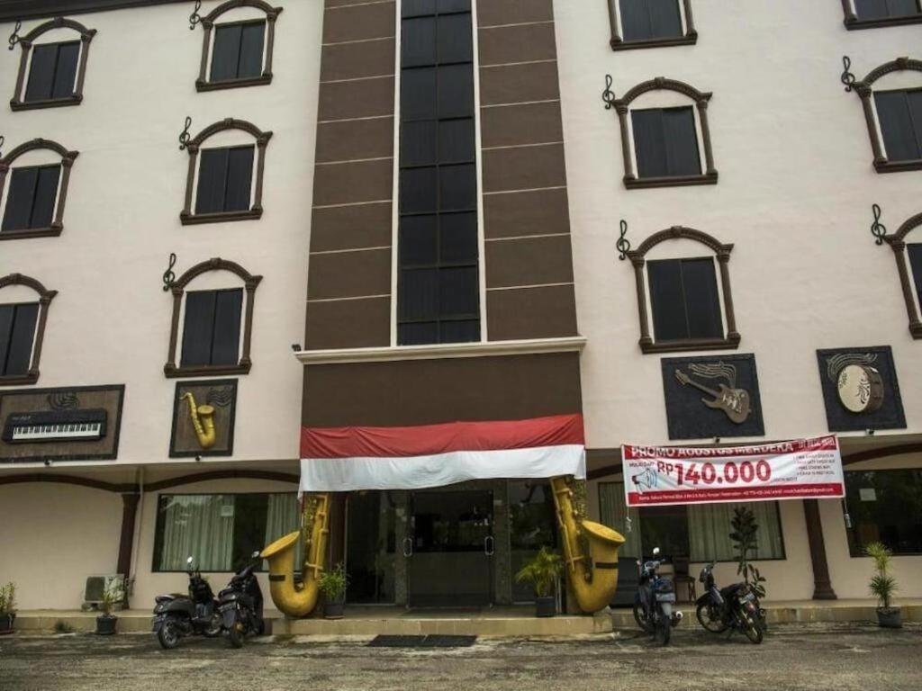 The Music Hotel Kangboi Exterior photo